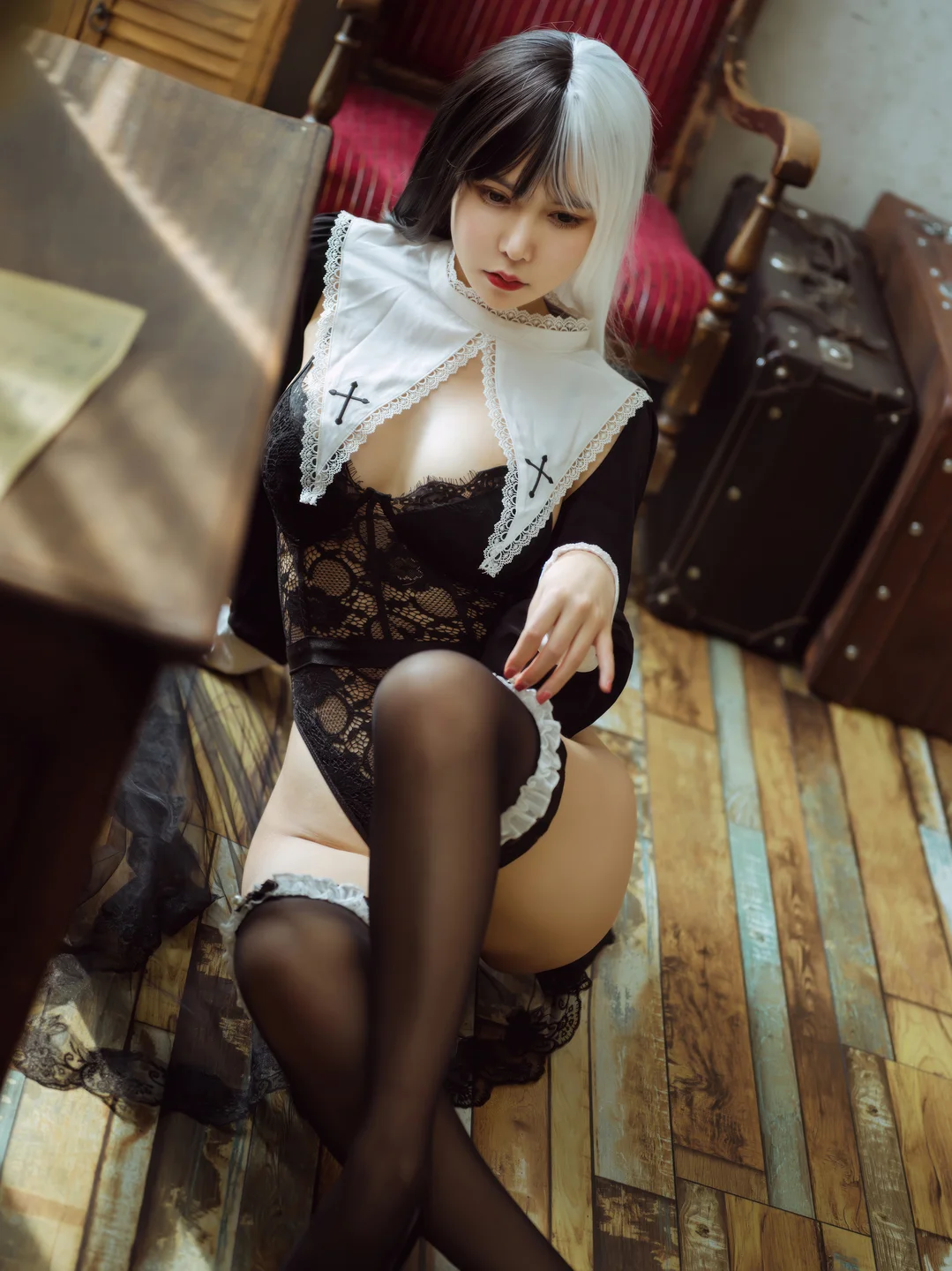 亚马逊鲶鱼 - No.022 黑白修女 [24P-175MB] tg@simisebaisi 【丝足阁】015.webp